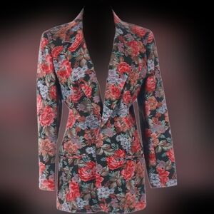 Elegant Dark Floral Blazer with Gothic Charm
